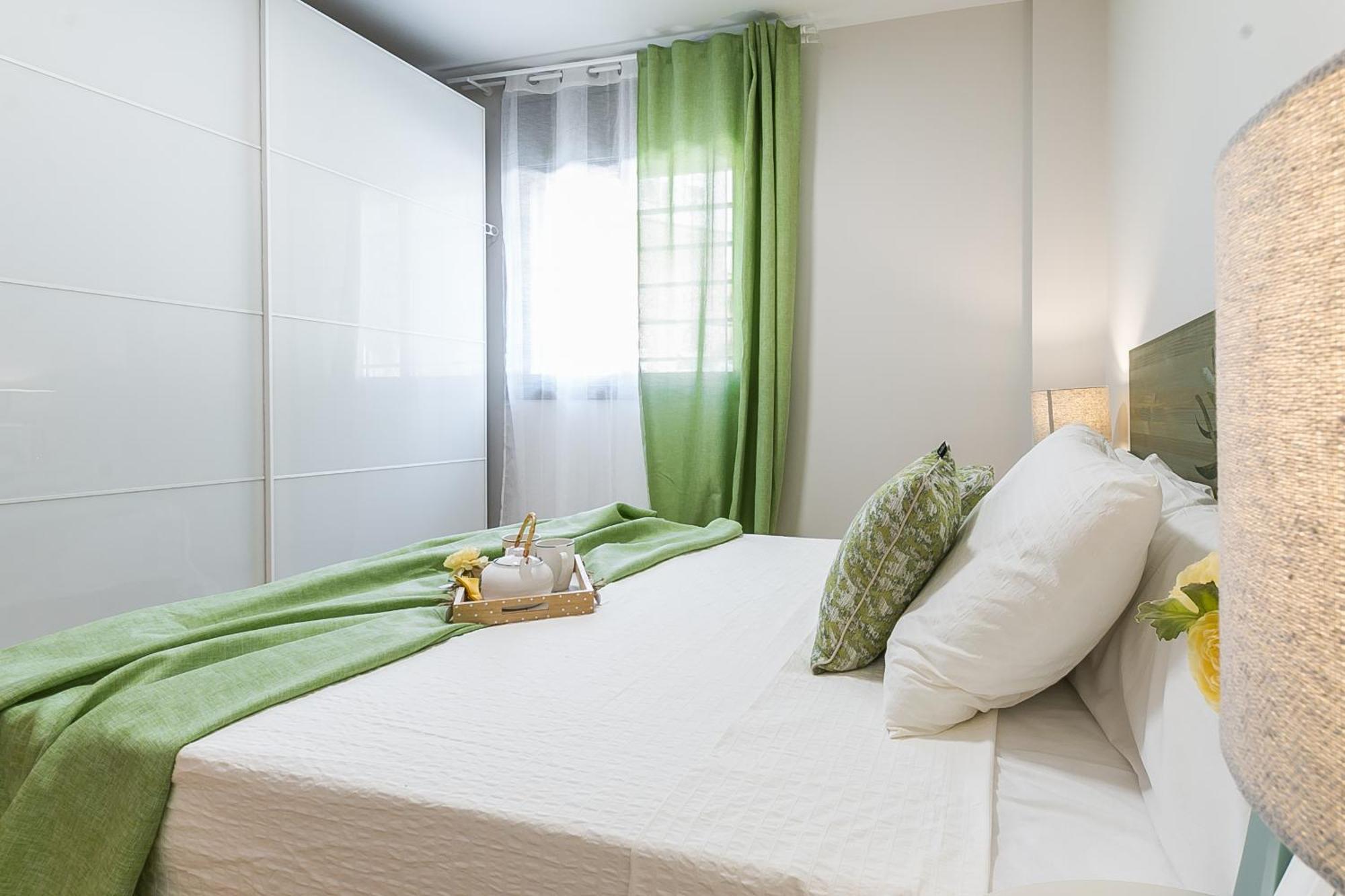Top Family Apartment By Lofties Terrassa Exterior photo